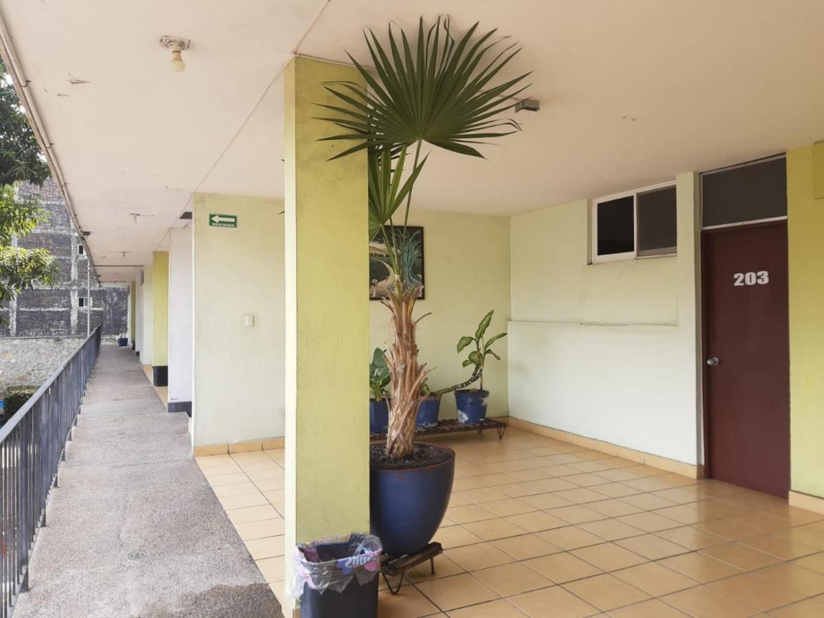 Hotel Avenida Acapulco Exterior photo